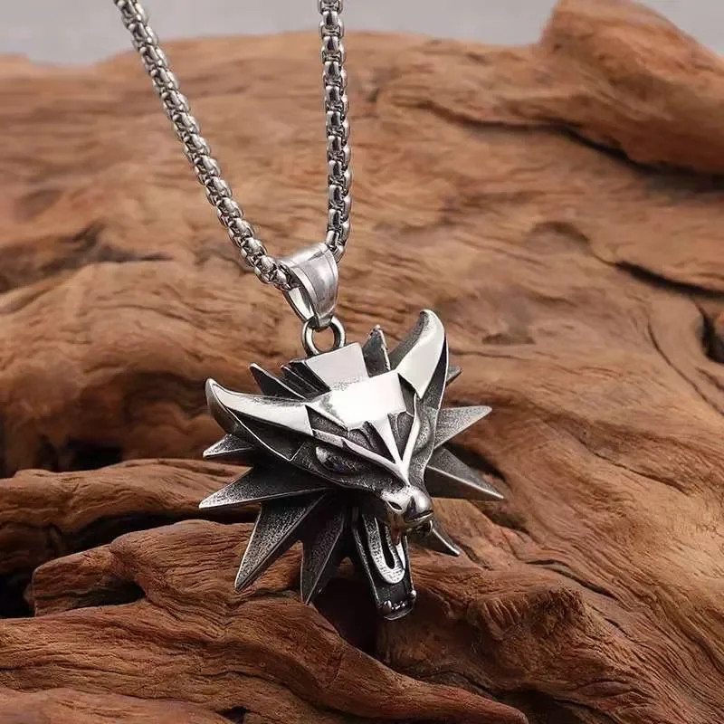Men’s Pendant Witcher Punk Head Necklace Wolf Rock Biker Jewelry Chain 24″ Gift
