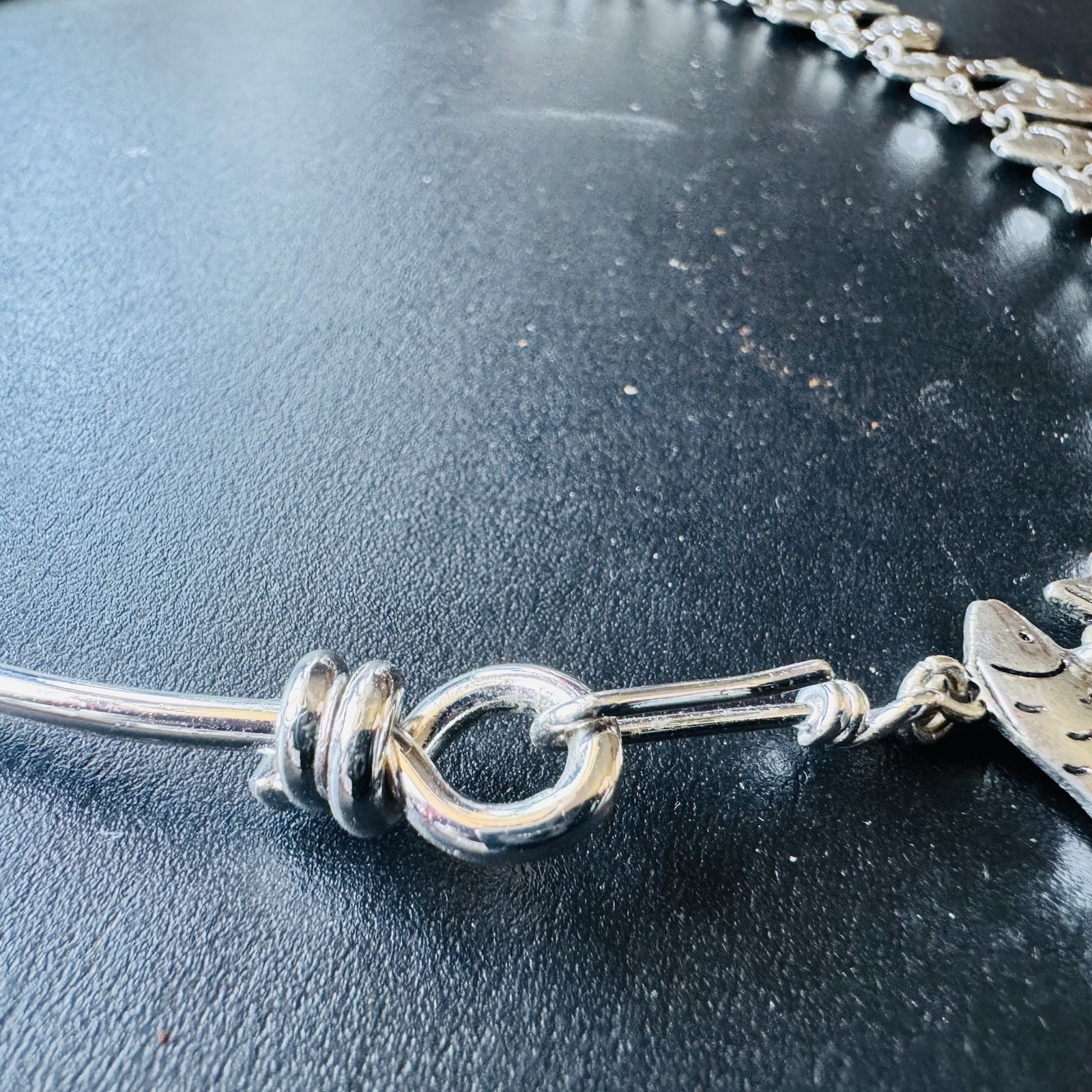 Vintage Style Silver Tone Fish School Charm Collar Necklace Coastal Nautical Fun