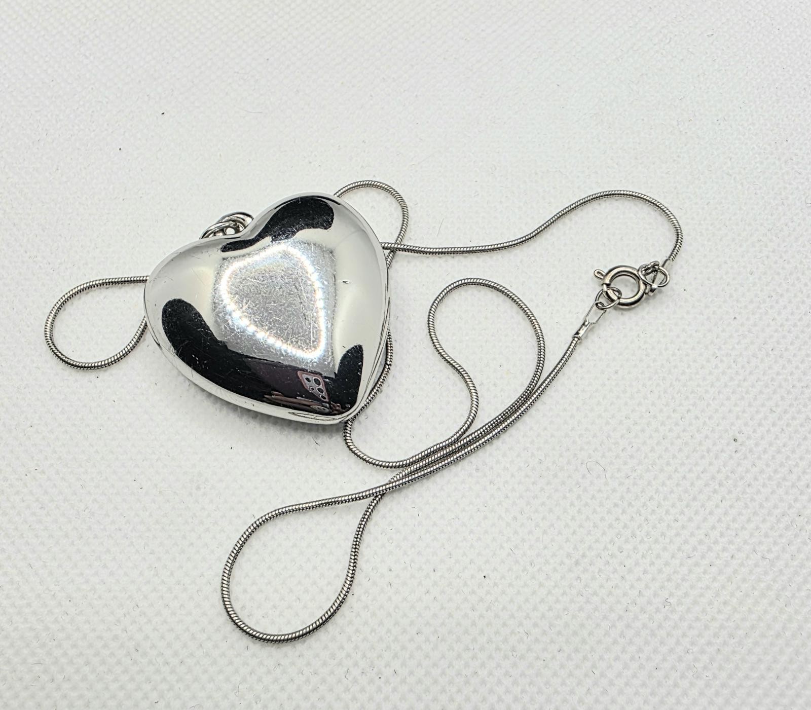 Large Polished Puffy Heart Necklace – Modern Minimalist Statement Piece