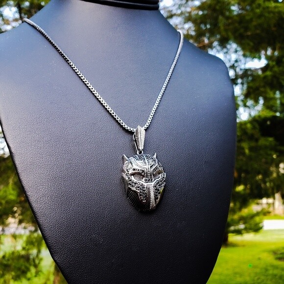 Hip Hop Iced Black Panther Mask Bling Pendant & 2mm 24″ Box Chain Necklace