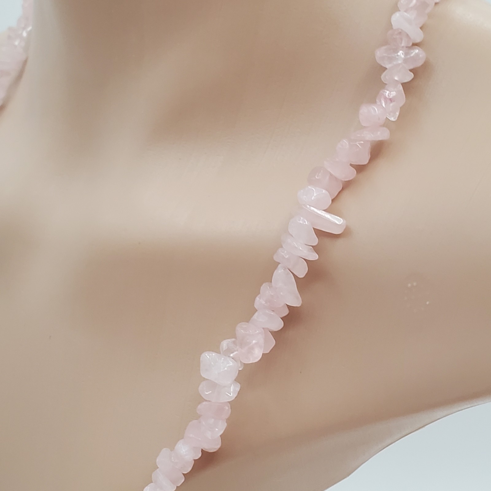 Rose Quartz Gemstone Chip Bead Necklace 23in Pale Pink Stones Magnetic Clasp VTG
