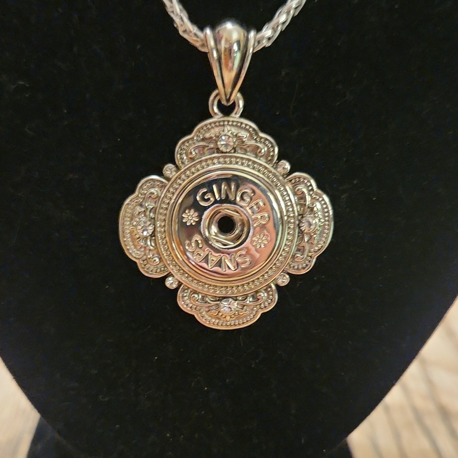 Ginger Snap Long Necklace With Magnetic Clasp