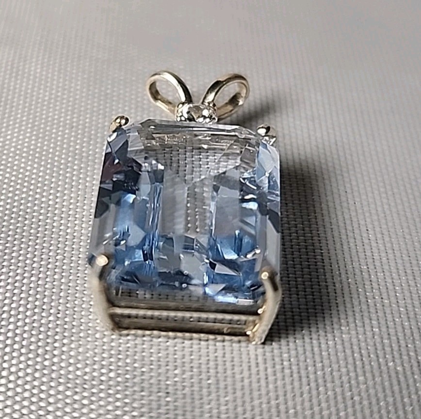 Stering Silver & Emerald Cut Simulated Aquamarine & Diamond CZ Pendant 3.7 grams
