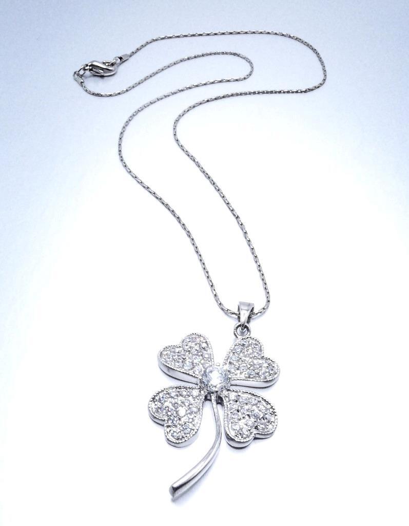 NEW 18kt White Gold Plated Crystals Four Leaf Clover Flower Pendant 16″ Necklace