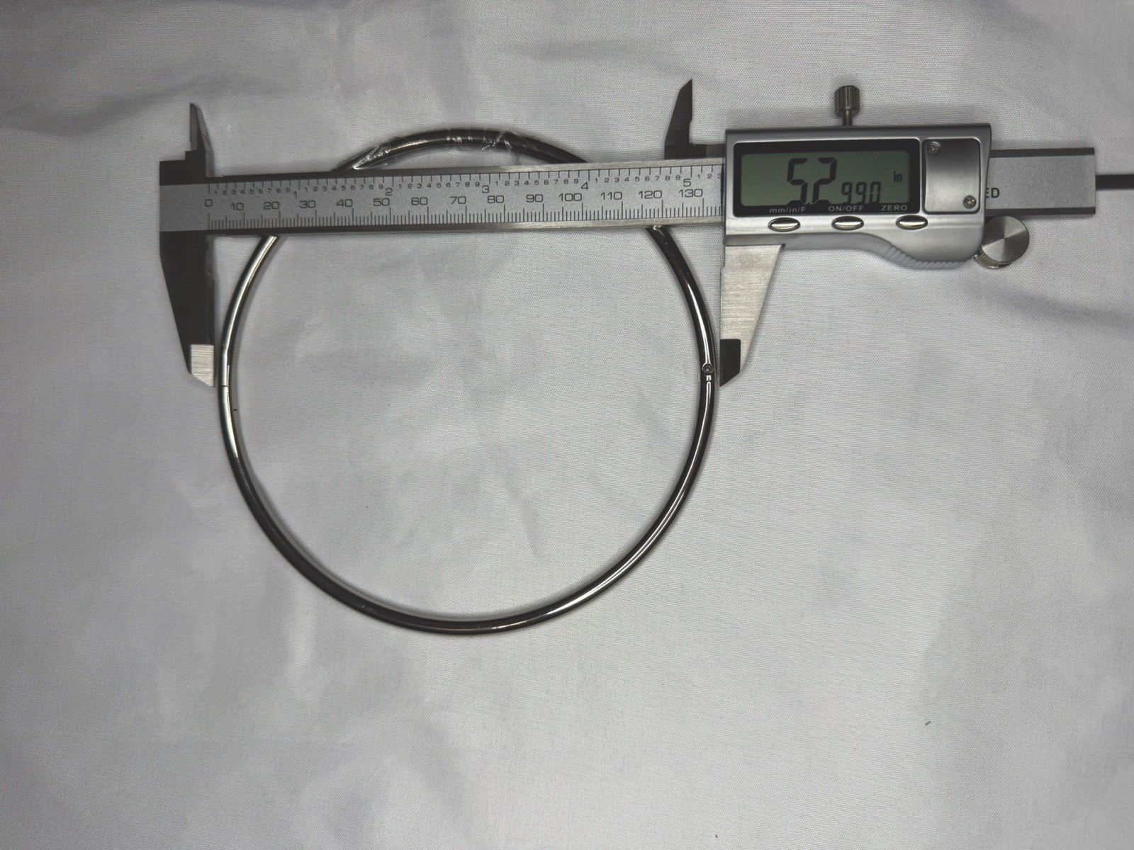 16 Inch 6mm Petite Polished Locking Eternity Collar Titanium With Key