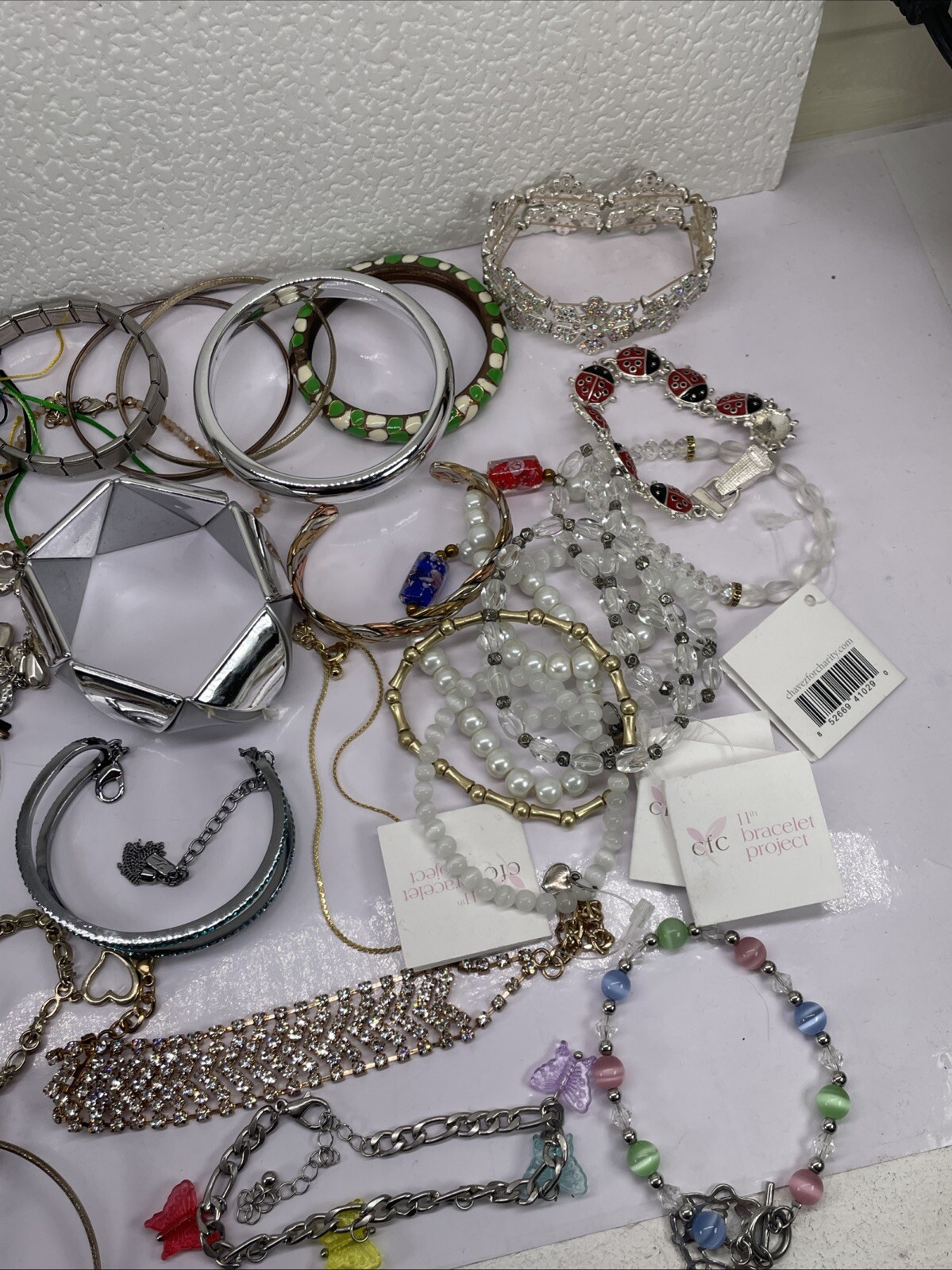 Vintage Lot of 50+ Assorted Bracelets Various Colors, Styles, Materials Women’s