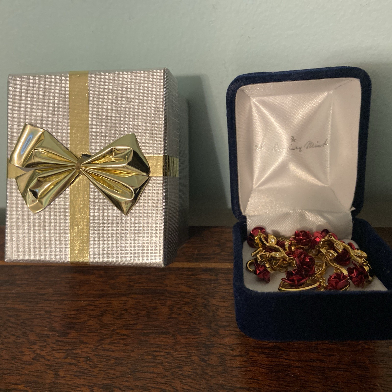 Danberry Mint Necklace Rose Y Drop 24kt Gold Plated Dozen Roses w/Box