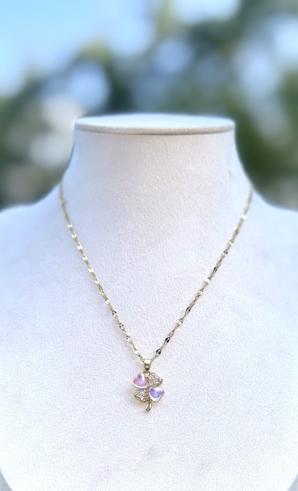 Gold Tone Cable Chain Necklace w/ Flower Charm Pendant, Flowers & Plants