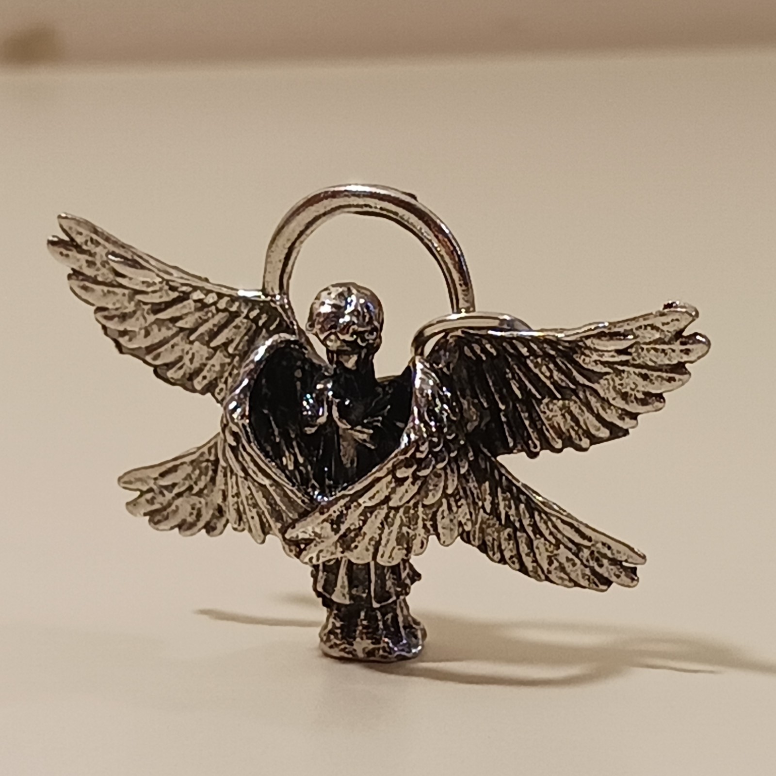 Vintage Praying Angel Pendant Necklace Unisex Adult Traveler Jewelry Gift SS SP