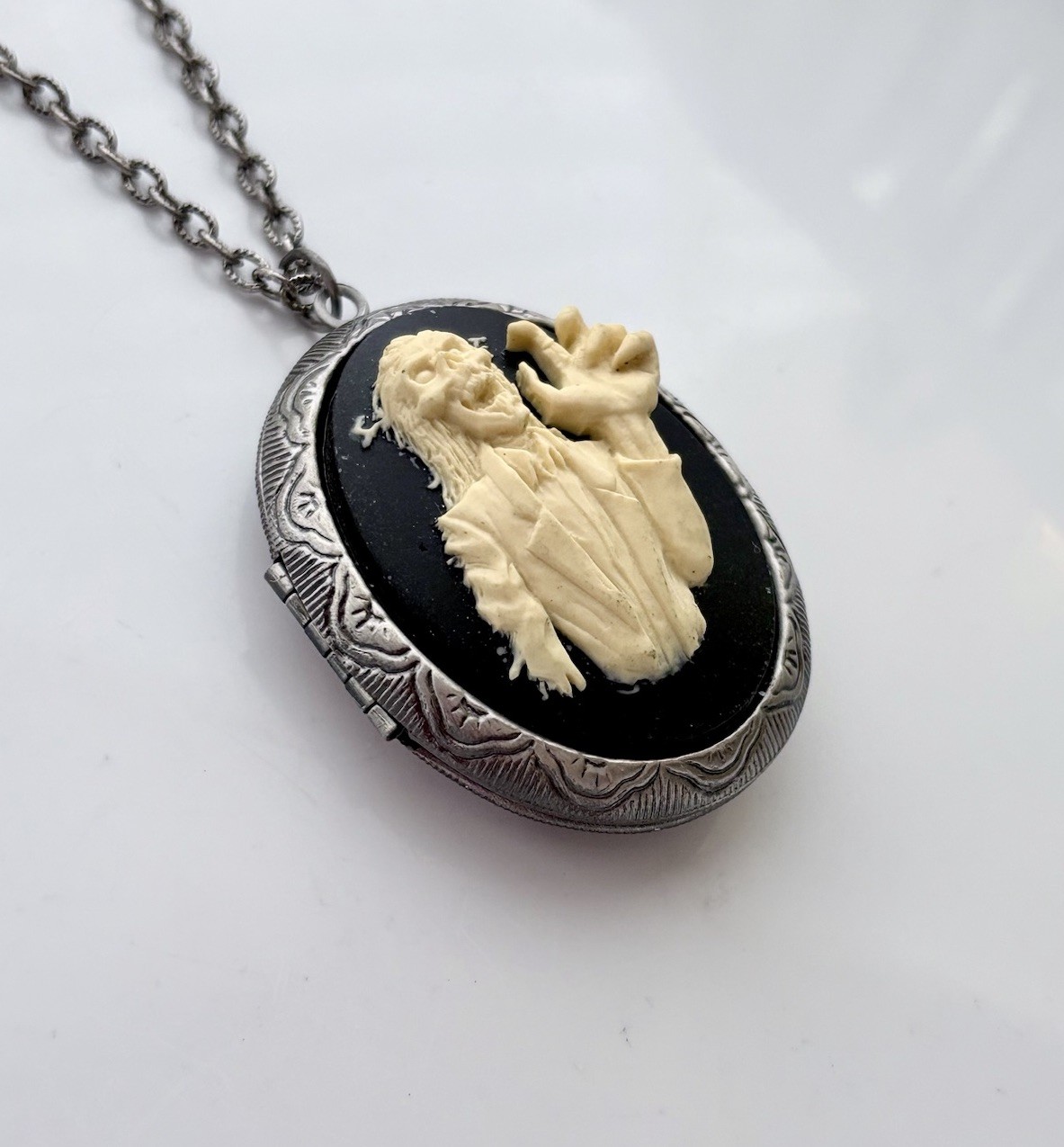 ZOMBIE 3-D CAMEO LOCKET NECKLACE Goth Photo Pillbox Stash Pendant Undead Walker