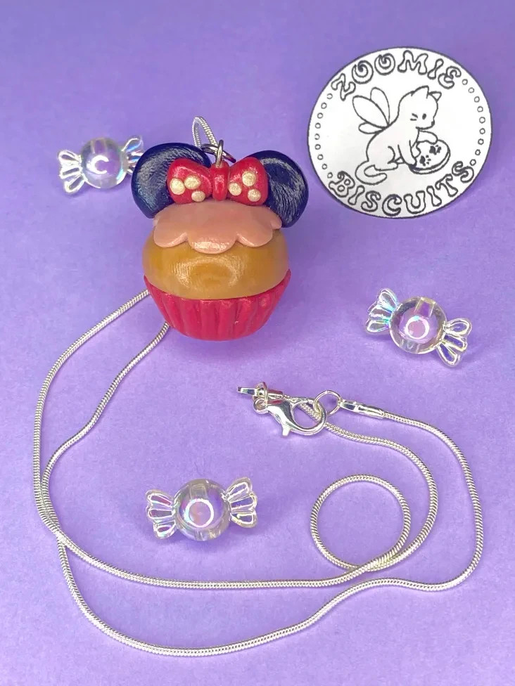 Minnie mouse cute cupcake necklace handmade (polymer clay) retro and unique