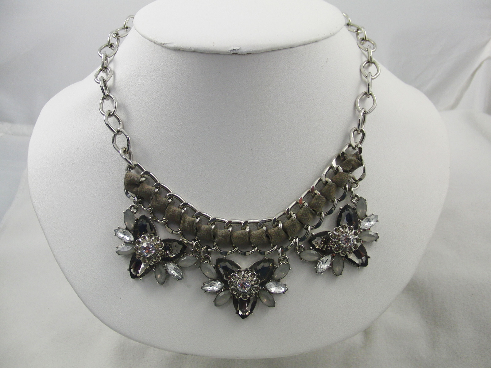 lot 2 necklaces silver leaves & flowers gray & clear rhinestones leather strip