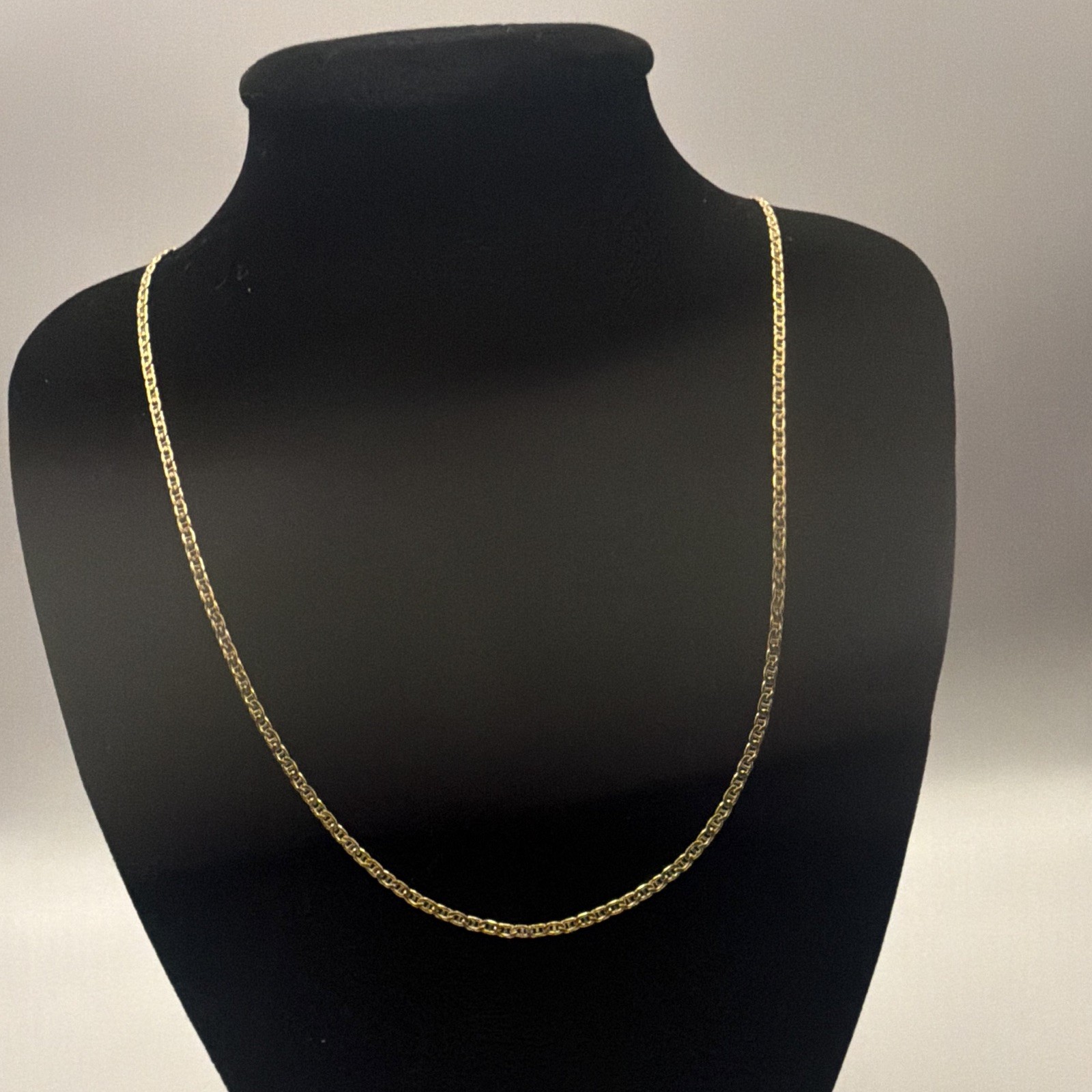10k Solid Gold 2mm Mariner Link 20 inches