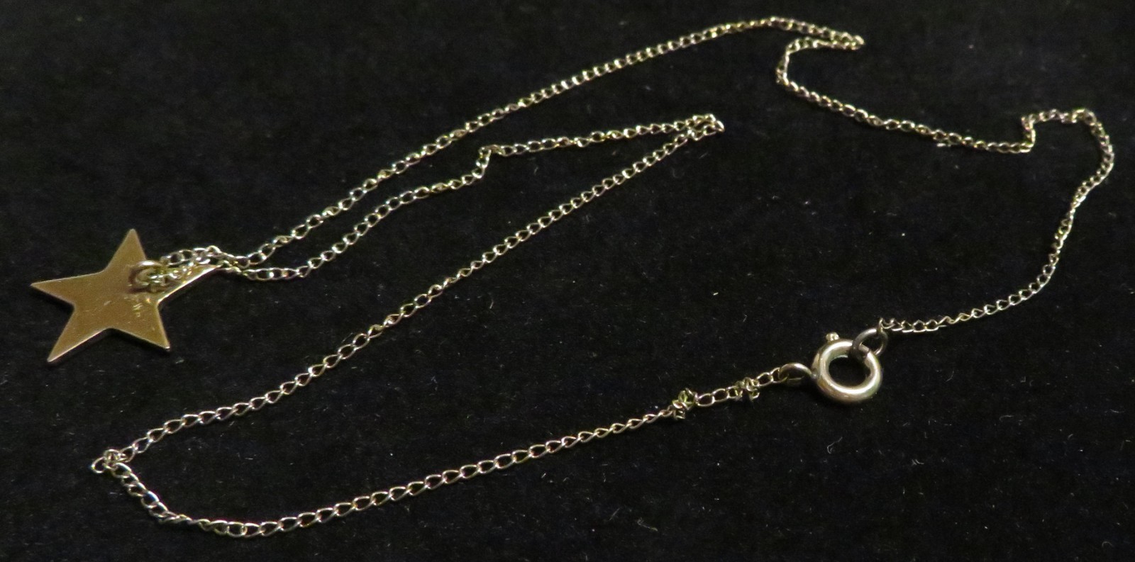Gold Tone Star Pendant Necklace Minimalist Dainty Cable Chain 15in Knoted 12kGF