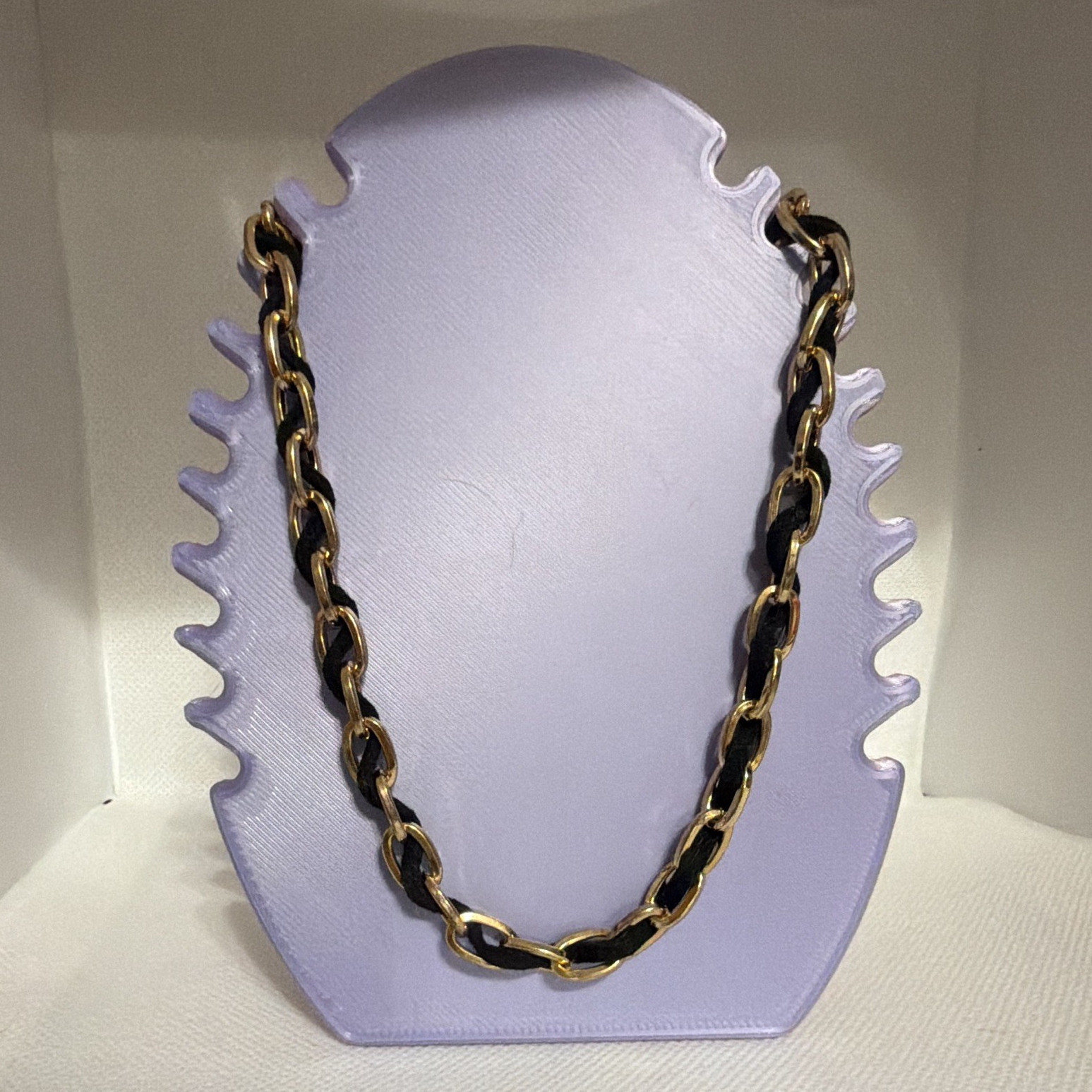 Gold & Black Tone Oval Link Chain Necklace, No Stone, Chain Style Jewelry