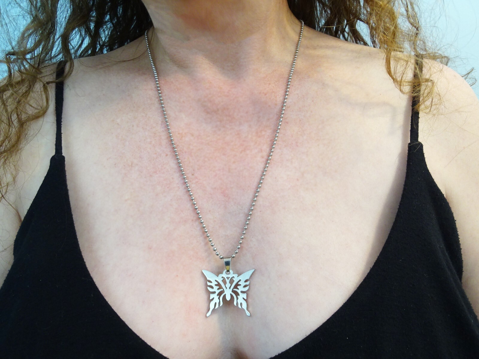 New Large Stainless Steel Butterfly 25” Steel Ball Chain Unisex Retro Necklace