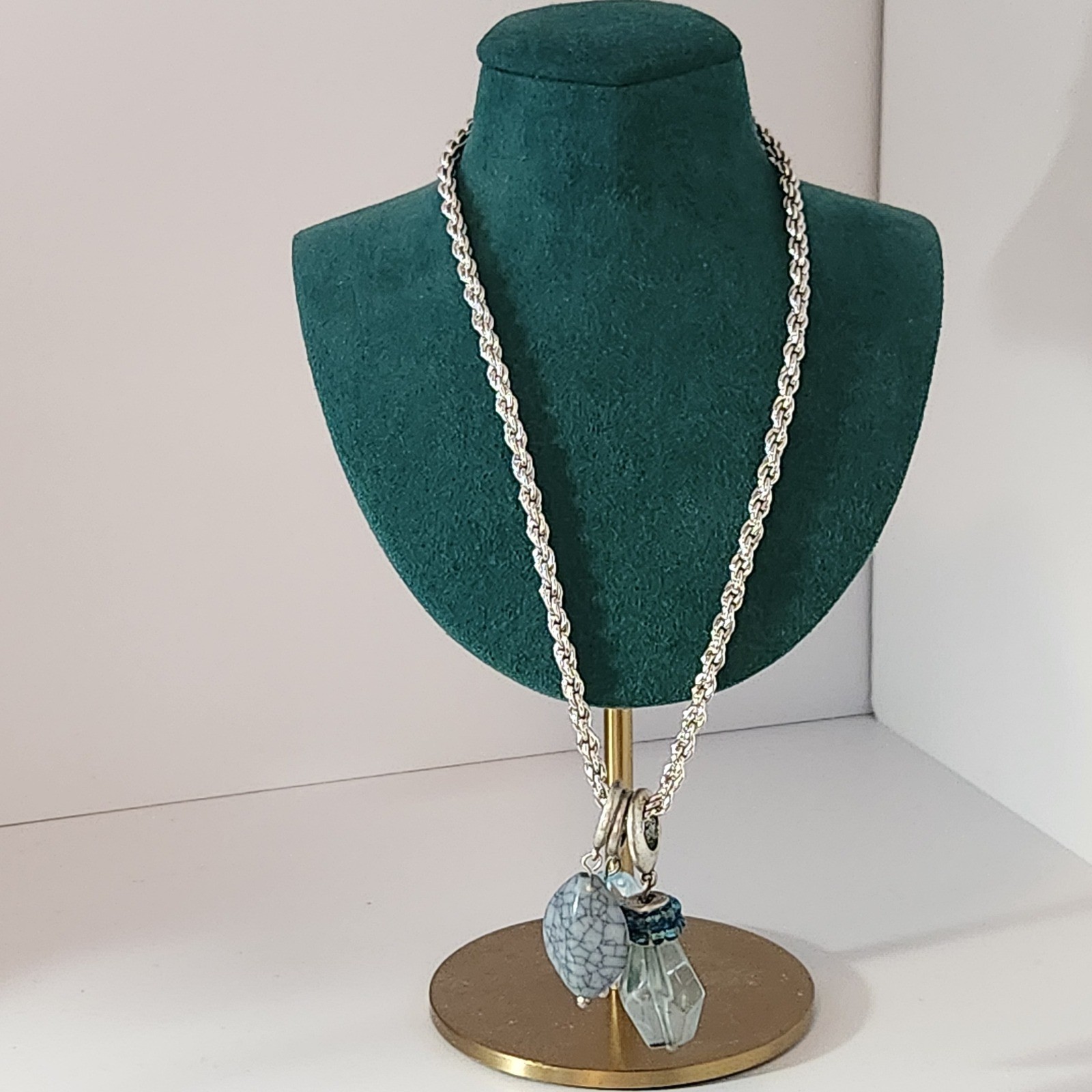 Unbrand Silver Tone Rope Chain Multi Charm Necklace Blue Stone Glass Beads