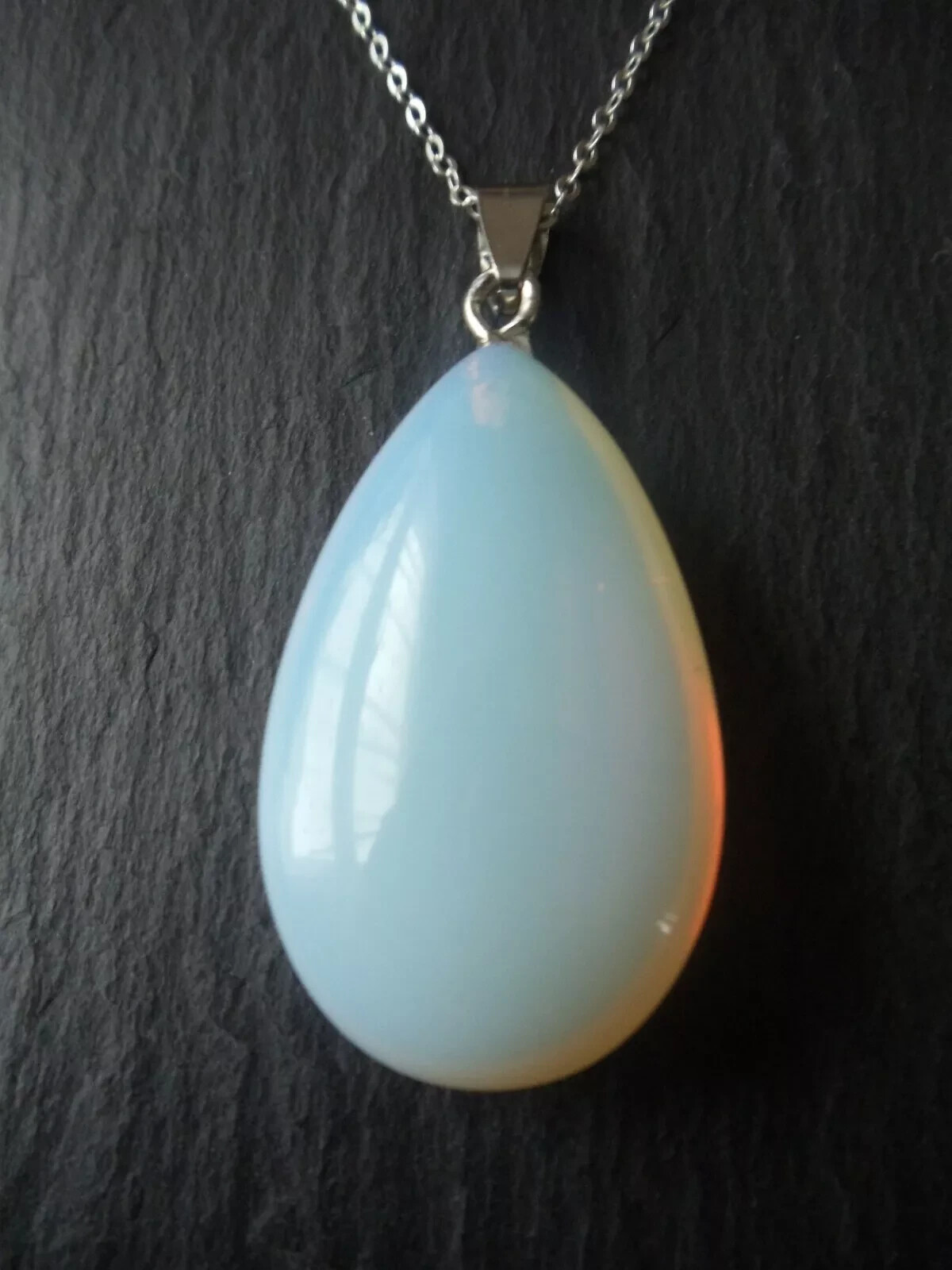 Beautiful Opalite Pendant & 18″ Necklace! FREE SHIPPING IN THE USA!