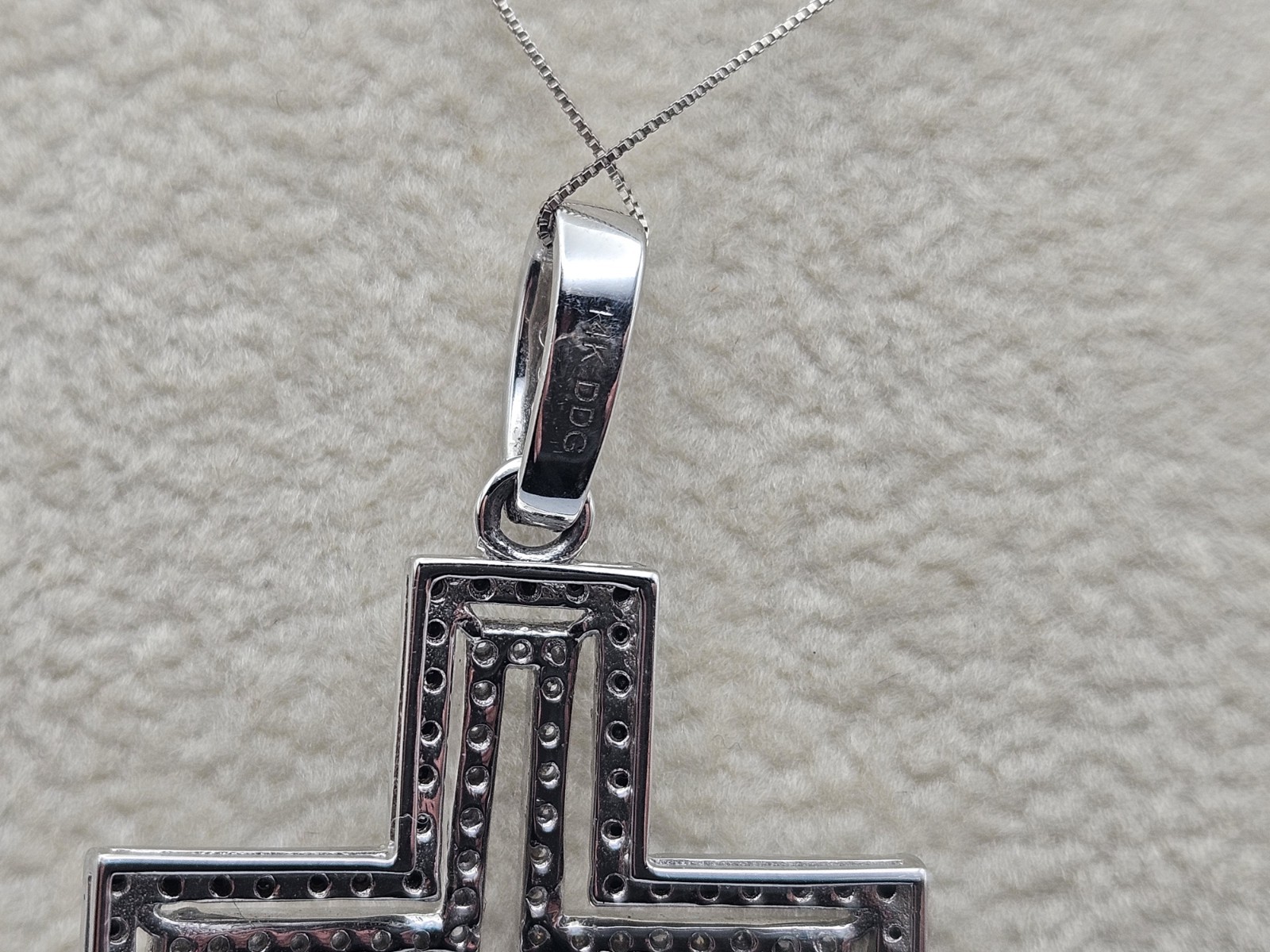 14k Gold Cross Necklace Black And White Natural Diamond Heavy 9 Gram 16.8″