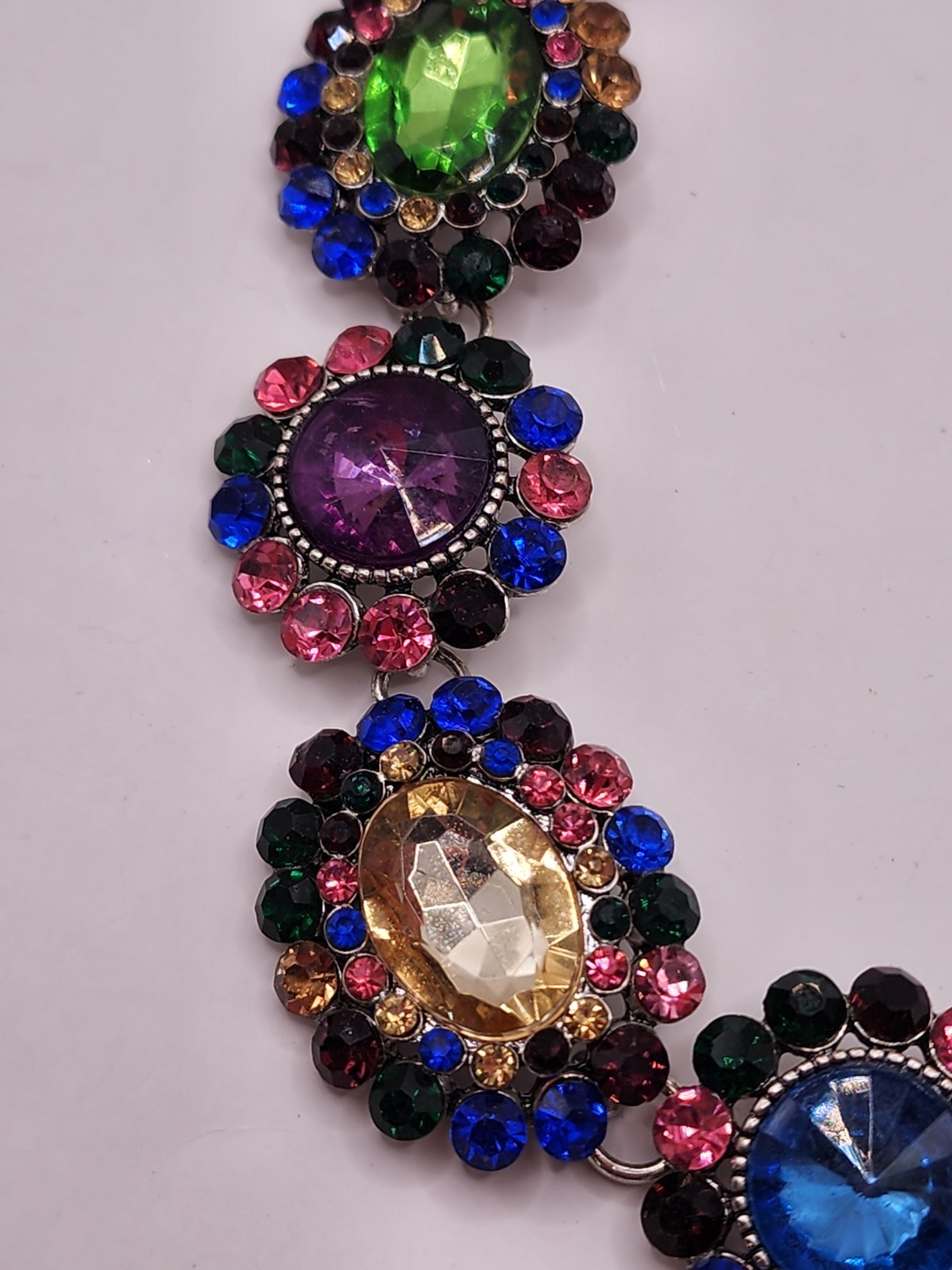 Eye Candy Los Angeles Juliet necklace. FLAWLESS
