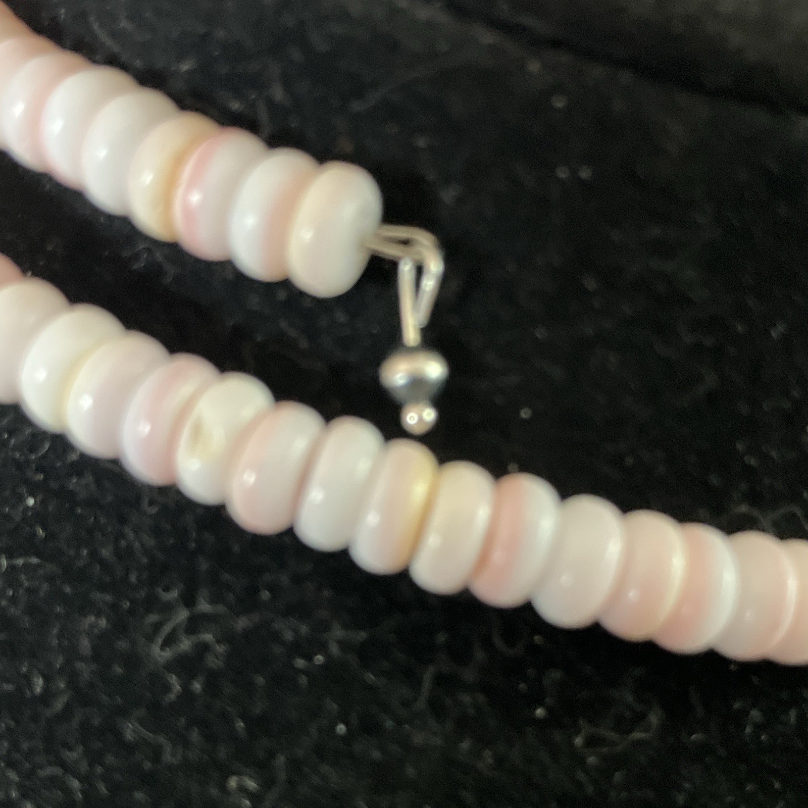 Pink Conch & Sterling Bead Stretch Choker Necklace & Teardrop Pink Conch Pndnt