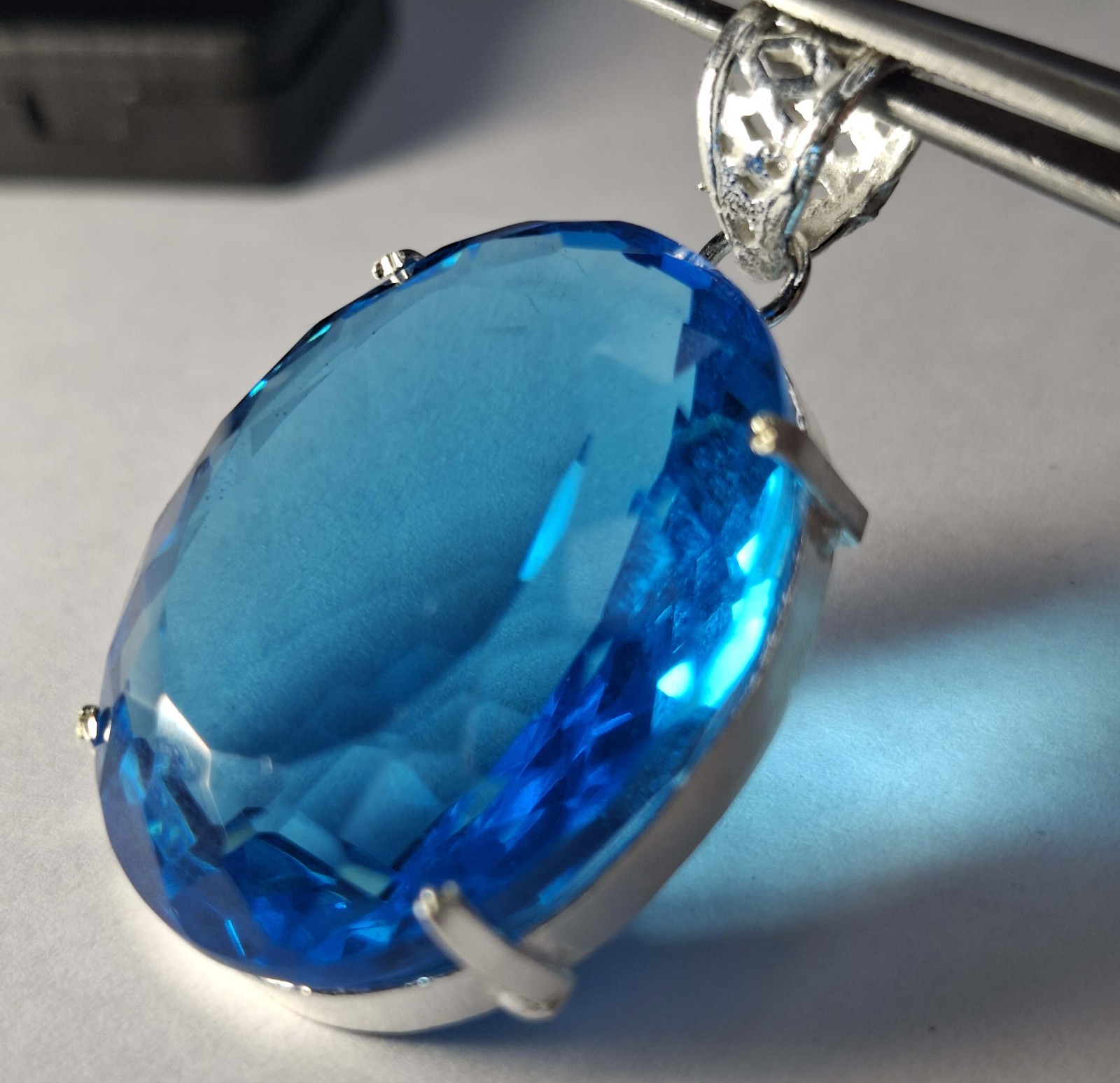 112.00 Ct Flawless Blue Topaz Oval Cut Lab Created Loose Gemstone SP1125