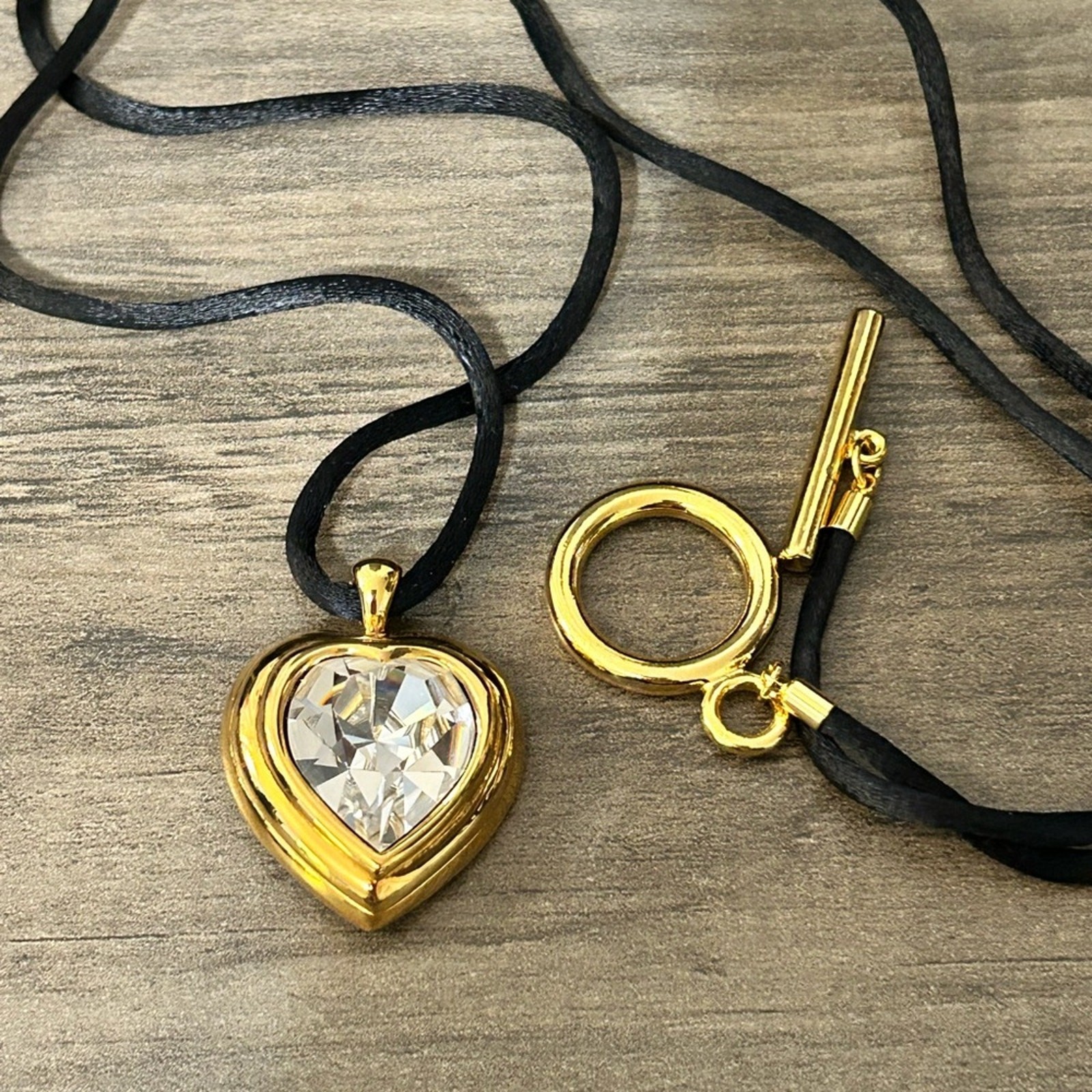 Rare Escada Modern Gold Plated Heart Crystal Pendant Necklace Black Cord #G016