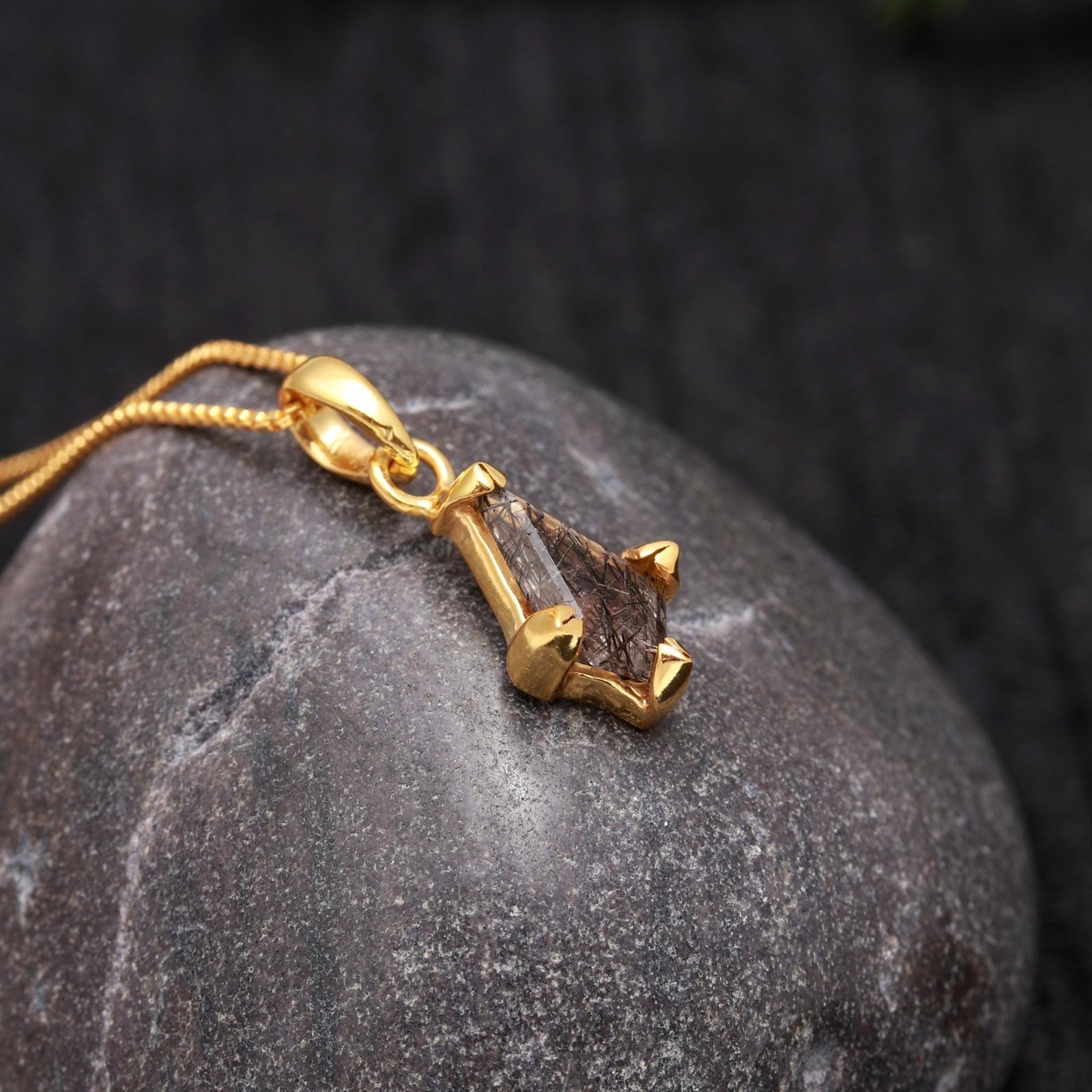 Natural Black Rutile Kite Chain Pendant Gold Plated 925 Sterling Silver Jewelry