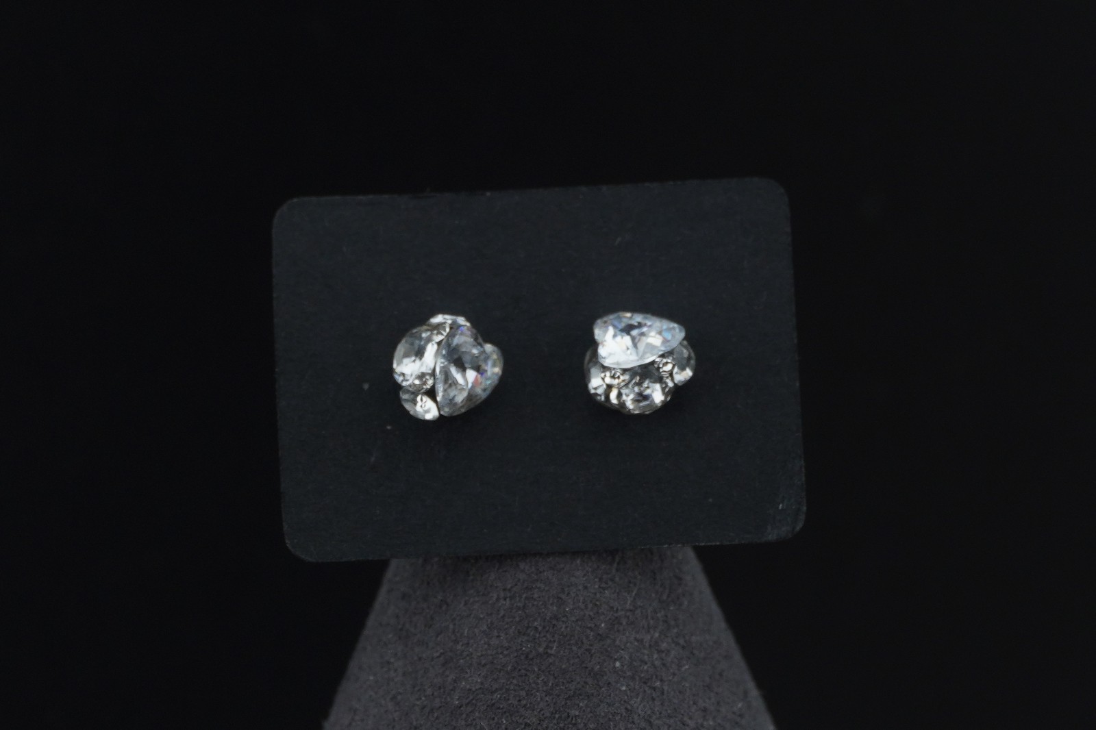 Earrings – CZ (NEW)Back studded 1-2CT in size and 1-1.5CT Size Beautiful Cluster