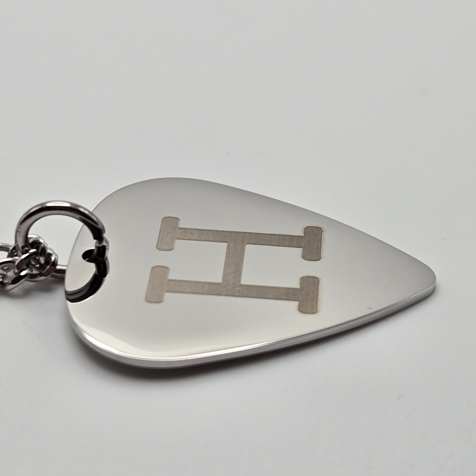 CUSTOM NAME GUITAR PICK CHARM 18″-24″ STAINLESS STEEL CURB CHAIN NECKLACE