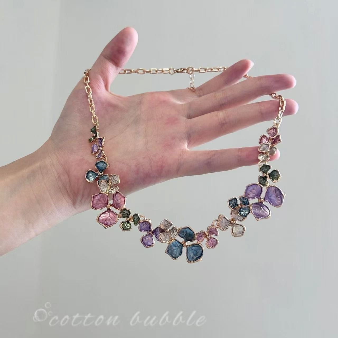 Retro Colorful Petal Crystal Exaggerated Necklace