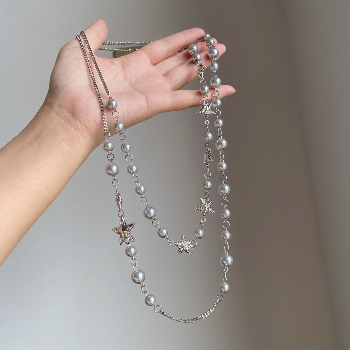 Double-layered beaded five-pointed star necklace