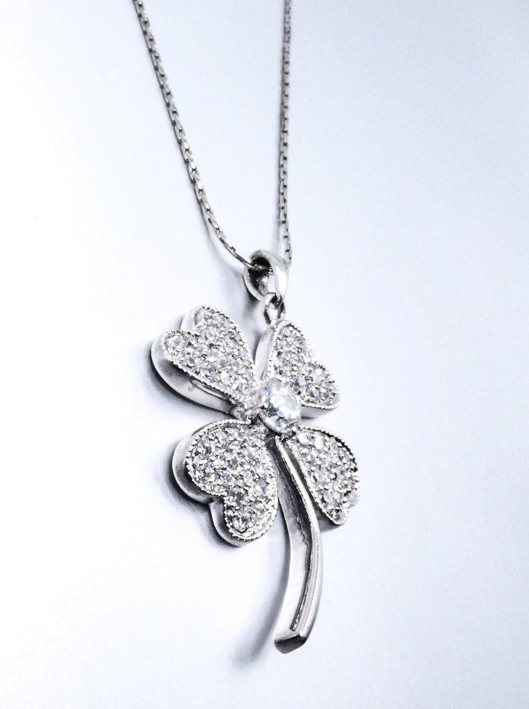 NEW 18kt White Gold Plated Crystals Four Leaf Clover Flower Pendant 16″ Necklace
