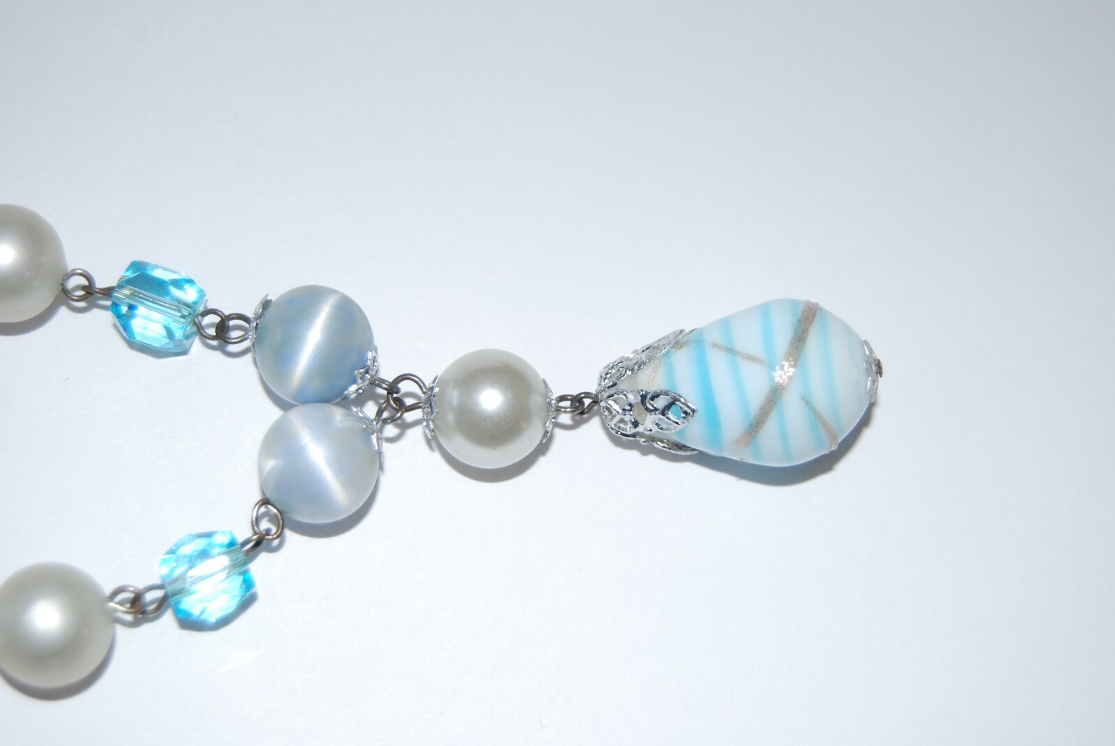 Vtg MCM Japan Light Blue Acrylic Beads And Venetian Style Glass Beads Necklace