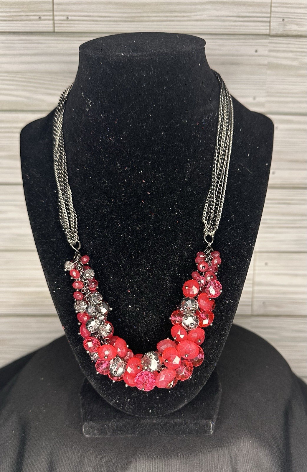 Simply Vera Wang Vintage Pink Rasberry Cluster Beaded Necklace