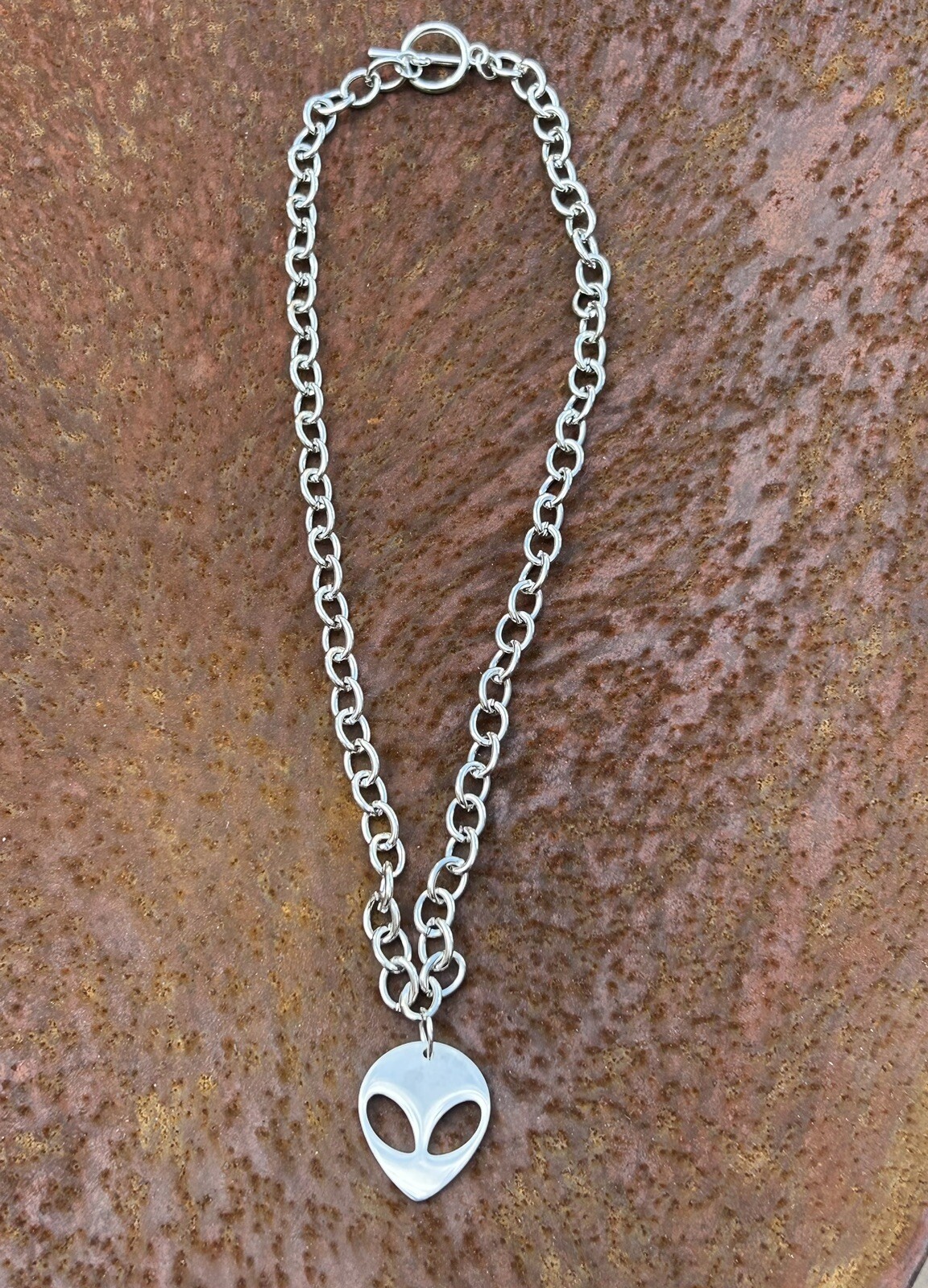 Aurora Jewelry Thick 18” Alloy Chain with Stainless Steel Alien Pendant