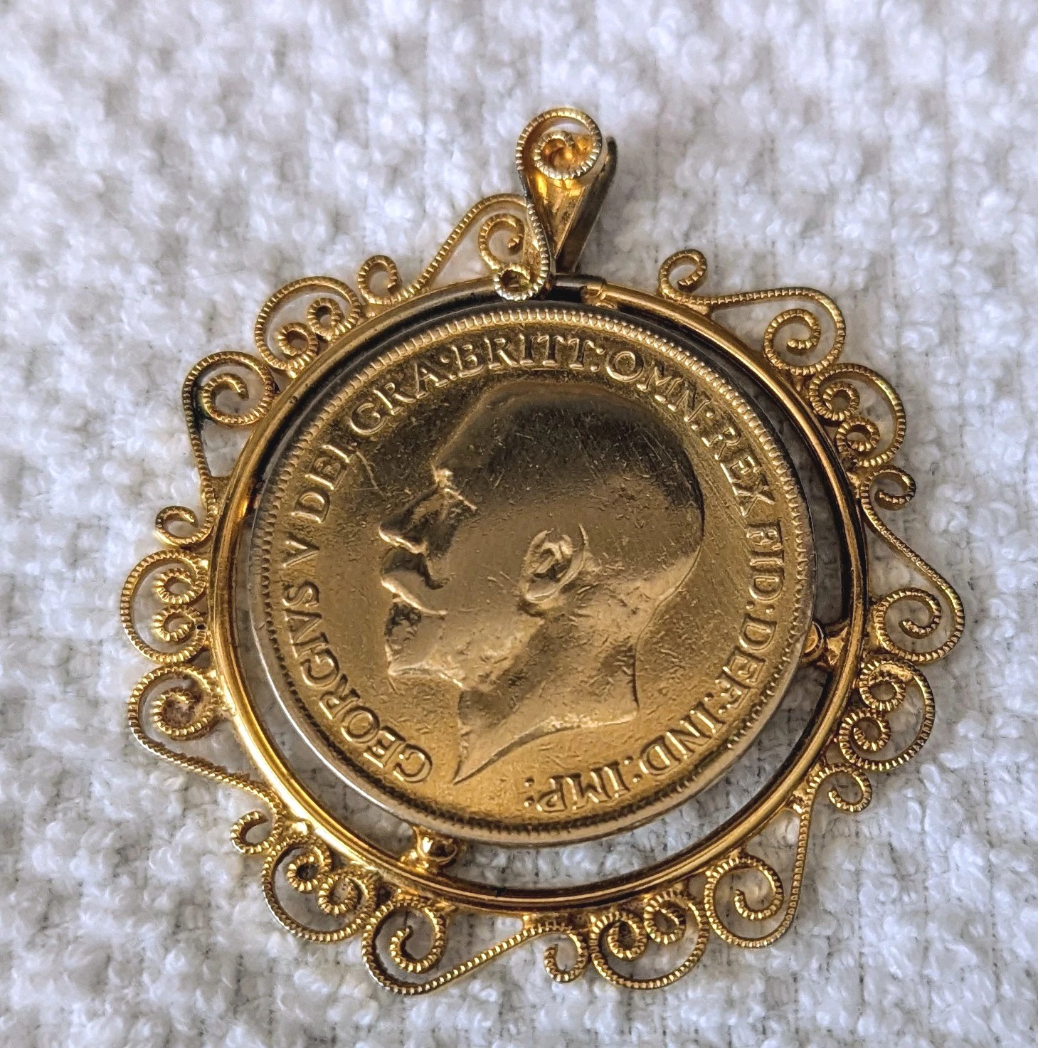 1916 Gold Plated English Penny King George Front & Queen Victoria Back Pendant
