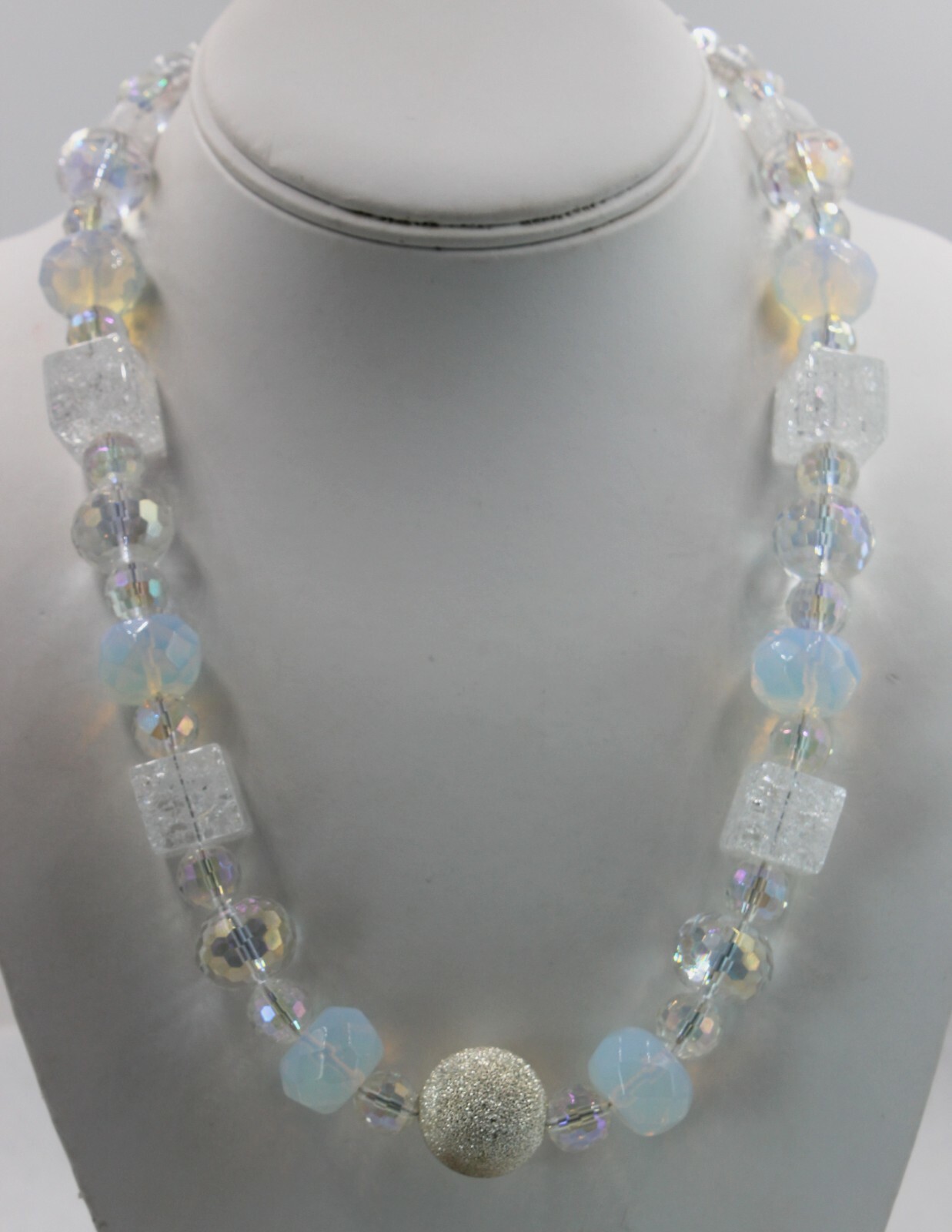 Various Shapes Crystal Clear Silver Iridescent Chunky Bead Necklace Pre-owned