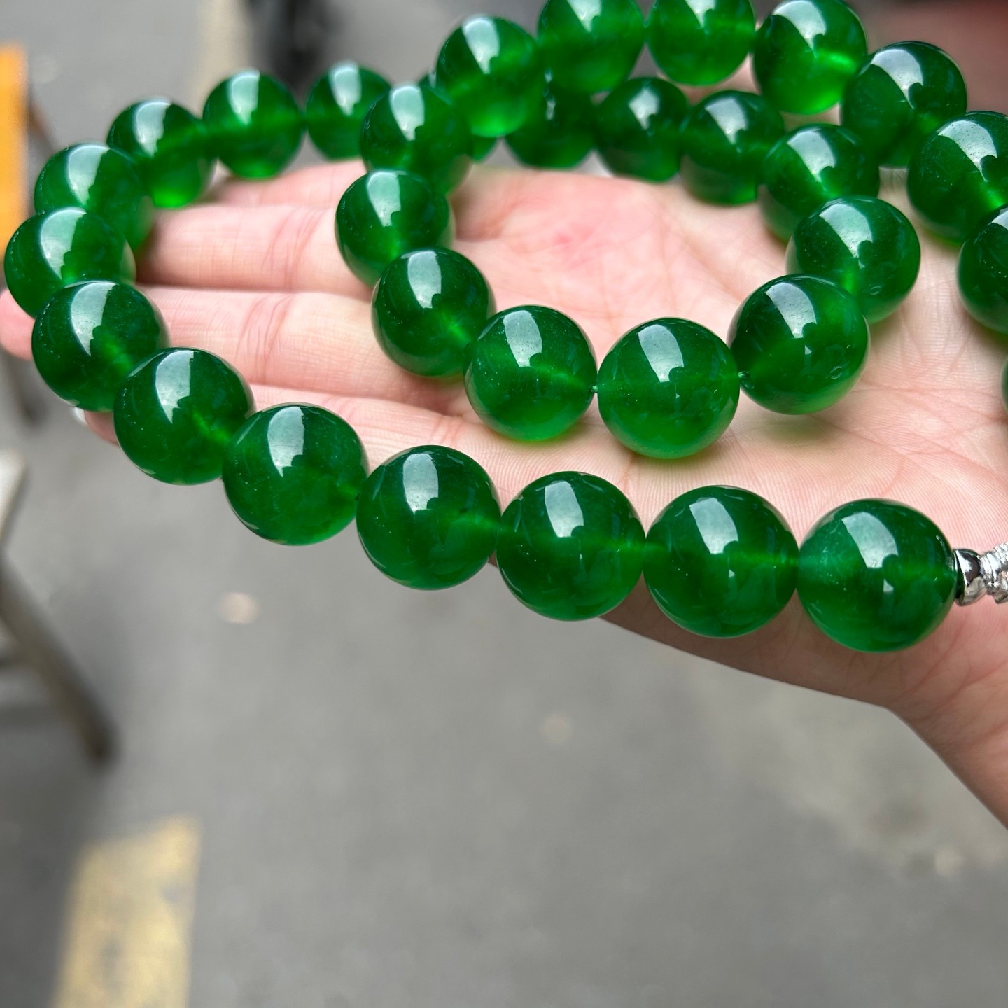 Luckly 17mm Nature round ice Green Burmese Jade Jadeite beads amulet Necklaces
