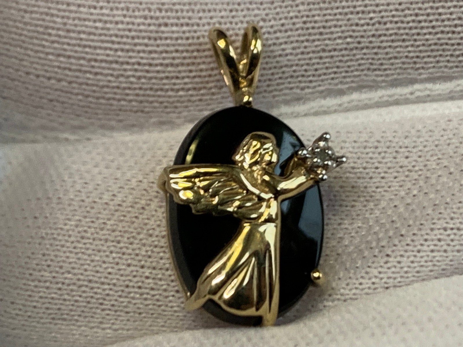 10K Yellow Gold Angel Pendant 1.67g Fine Jewelry Onyx Look Charm *READ*