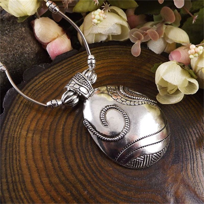 9 style Vintage Women’s Tibetan Silver Turquoise Beads String Pendant Necklace