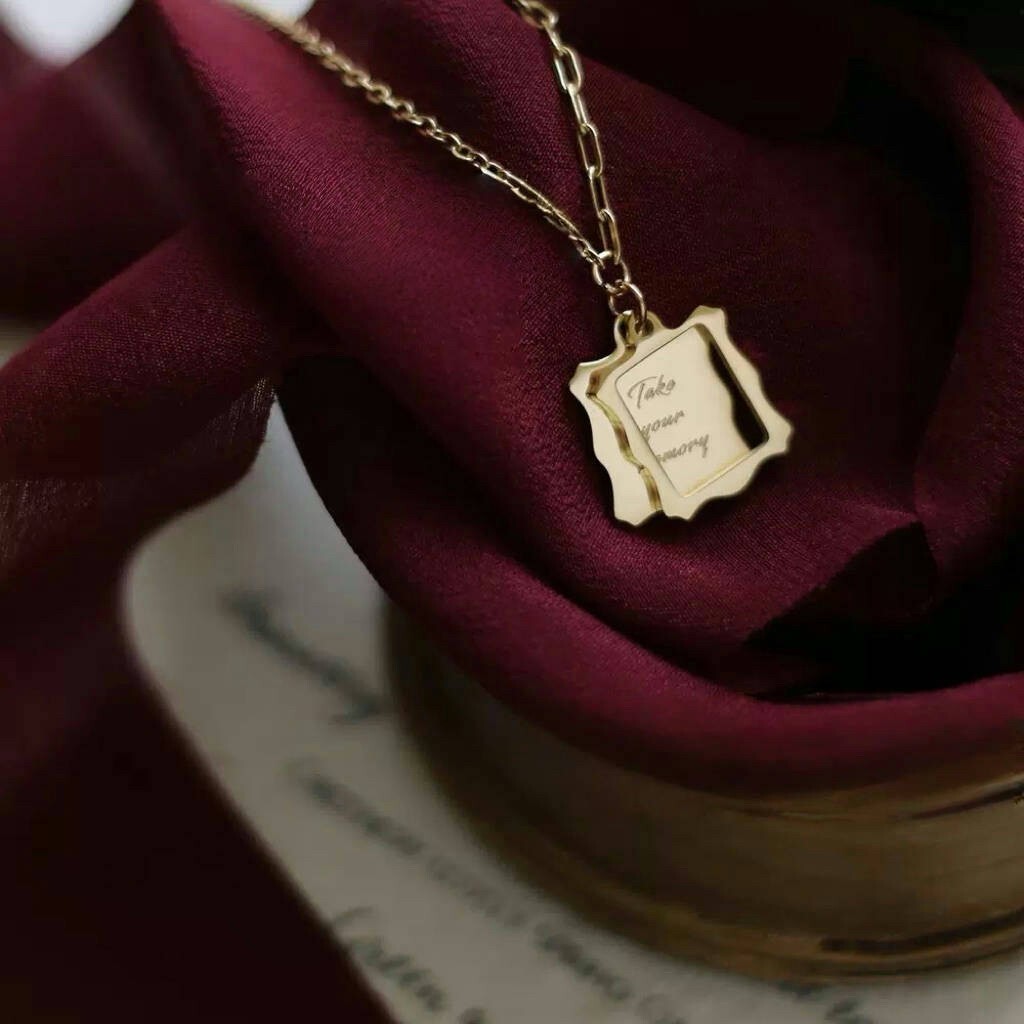 Woman 18K Gold Plated Stainless Steel Memory Stamp Charm Chain Necklace