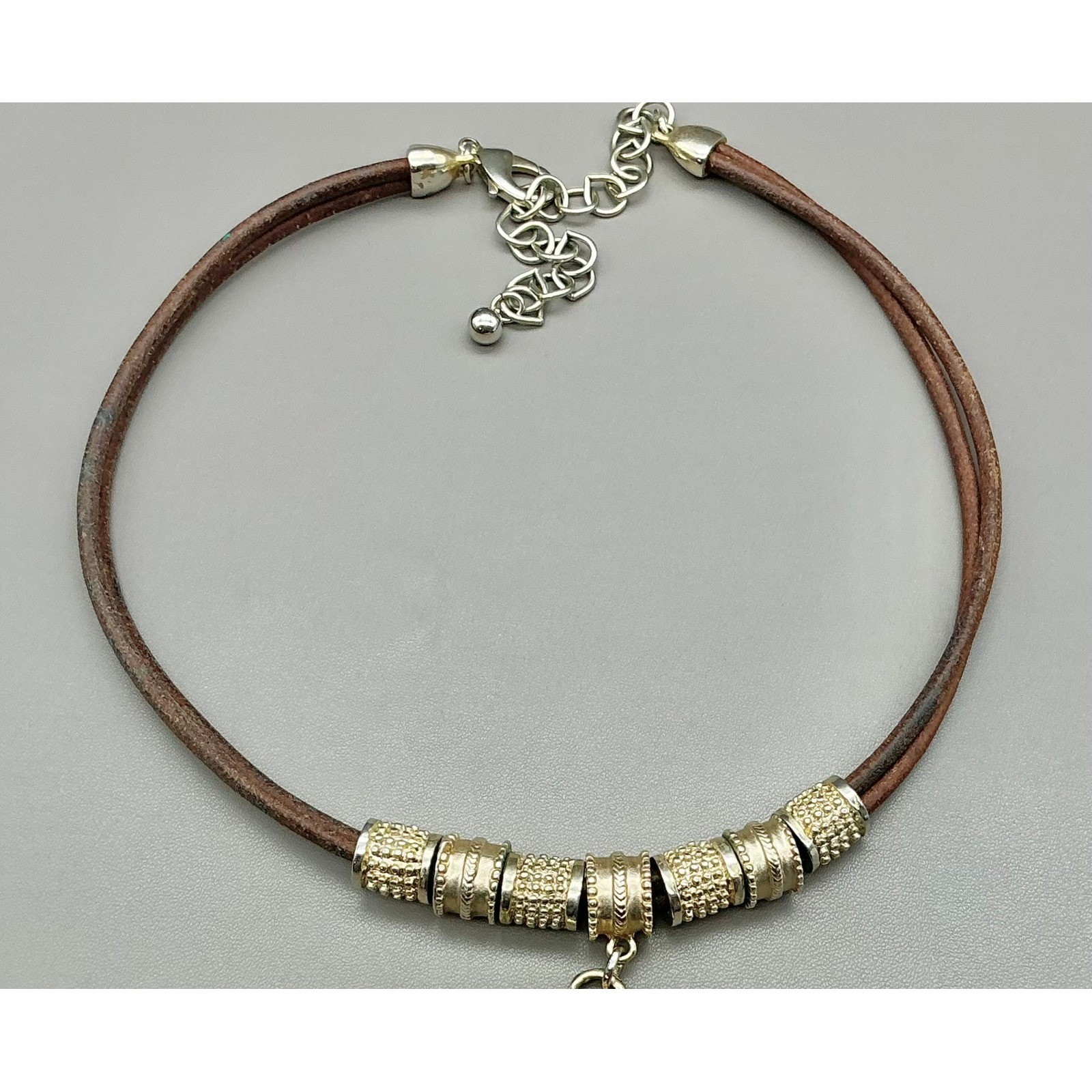 Chicos Necklace Brown Leather Cord Hammered Disc Pendant Gold Silver Tone 18-21″