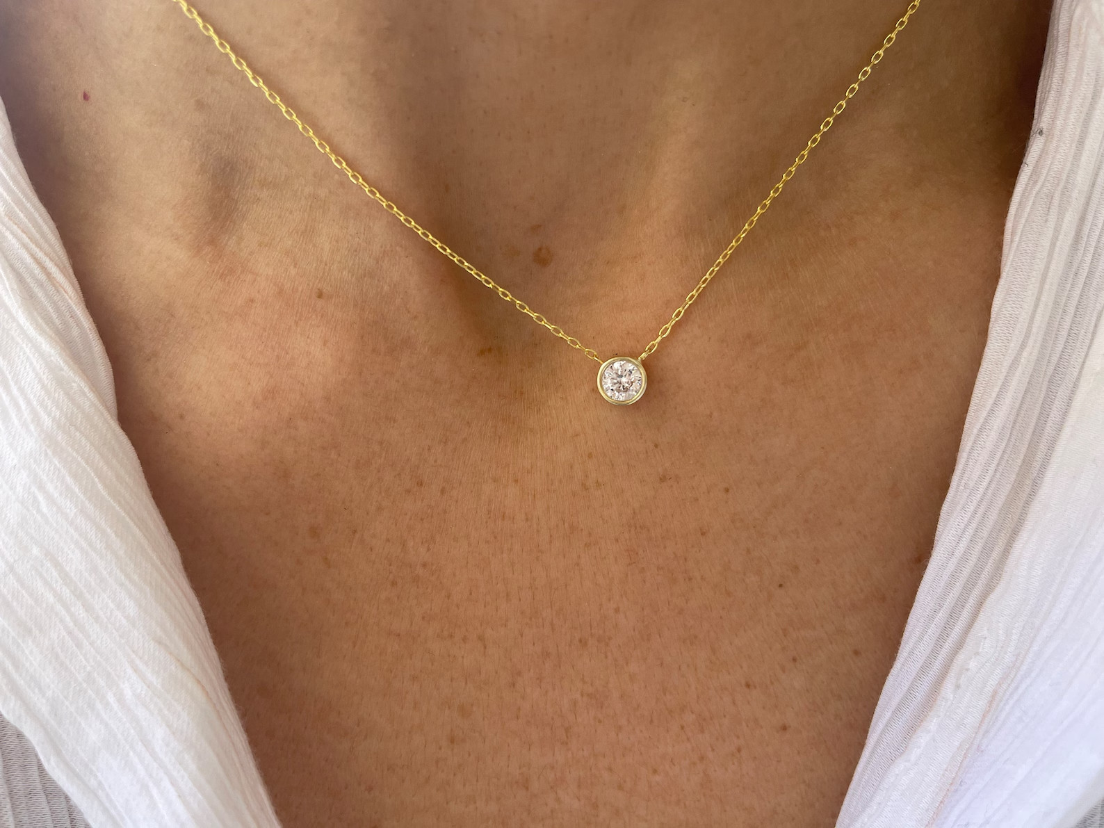 Lab Grown Diamond 1.00 Ct Round EF VS Solitaire Bezel Necklace 14K Yellow Gold