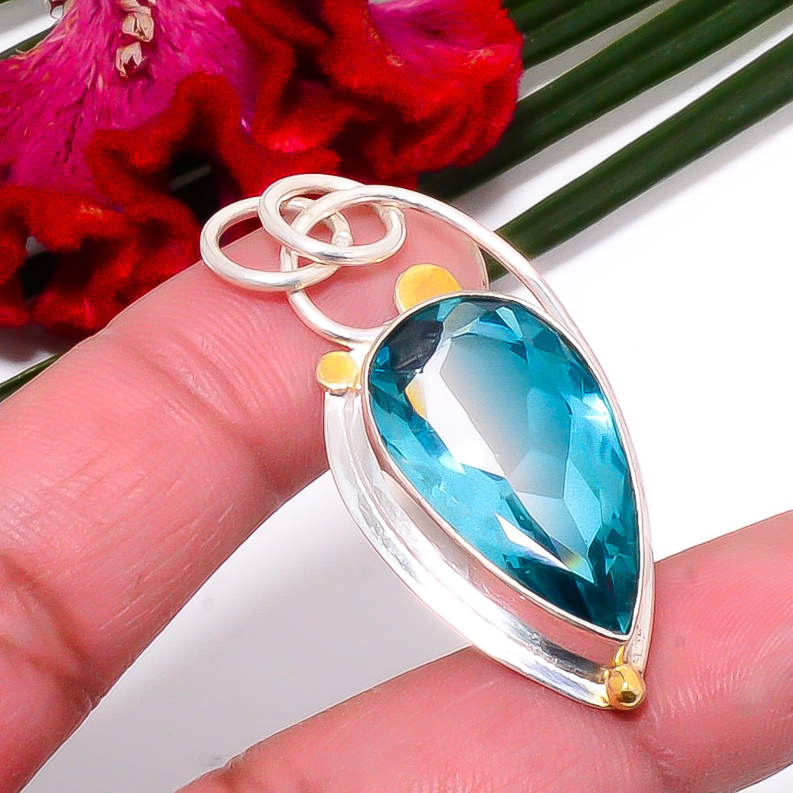 Bi-Colour Blue Topaz 925 Sterling Silver Two Tone Pendant 1.95″ Sk50, Christmas