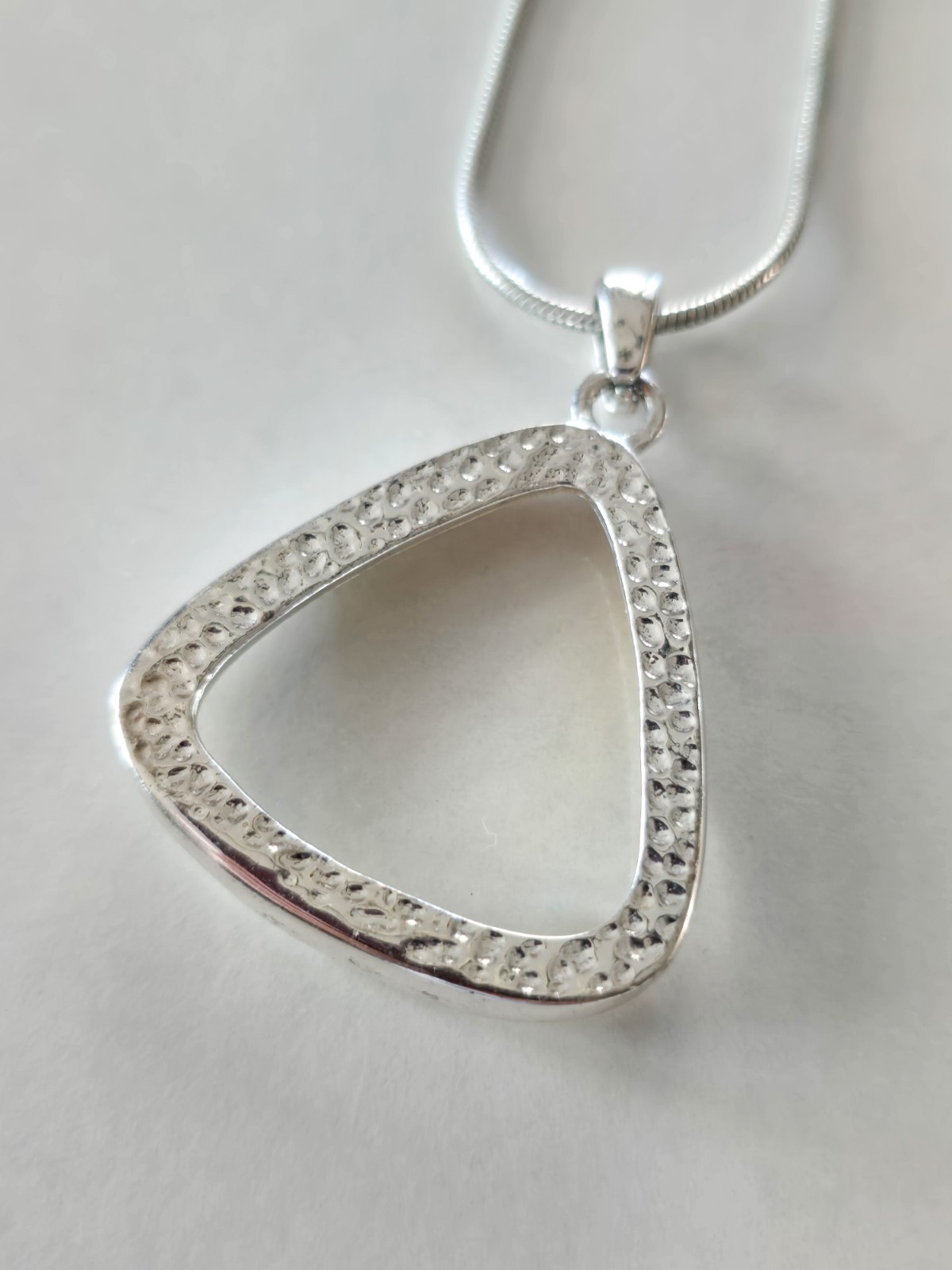 Modern Open Triangle Pendant Necklace Hammered Silver Tone Snake Chain 18-20″