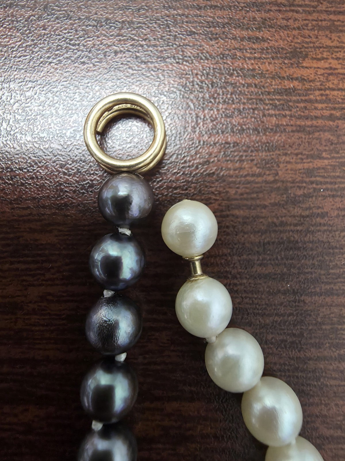 Black & White Round Pearl Beaded Strand Necklace, Yellow Gold Spring Ring 14K