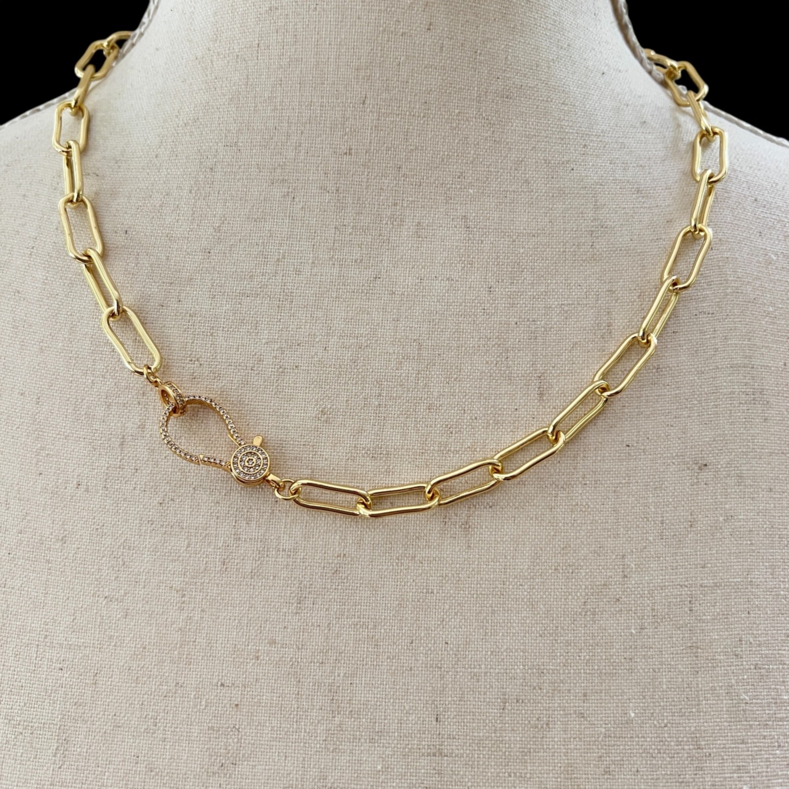 Pave Rhinestone Clasp Gold Tone Link Chain 19.5″ Necklace Minimalist Contemporar