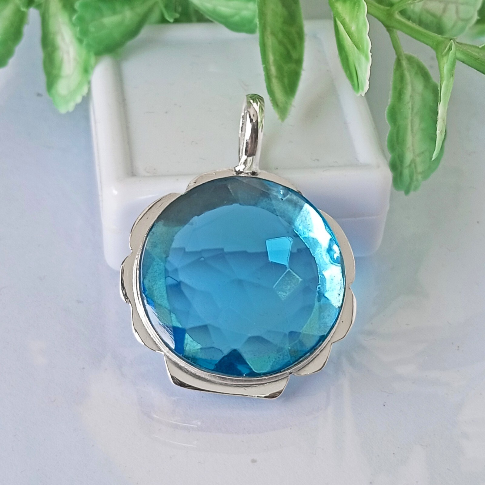 Swiss Blue Topaz Gemstone Pendant 925 Sterling Silver Jewelry Pendant 1.97″