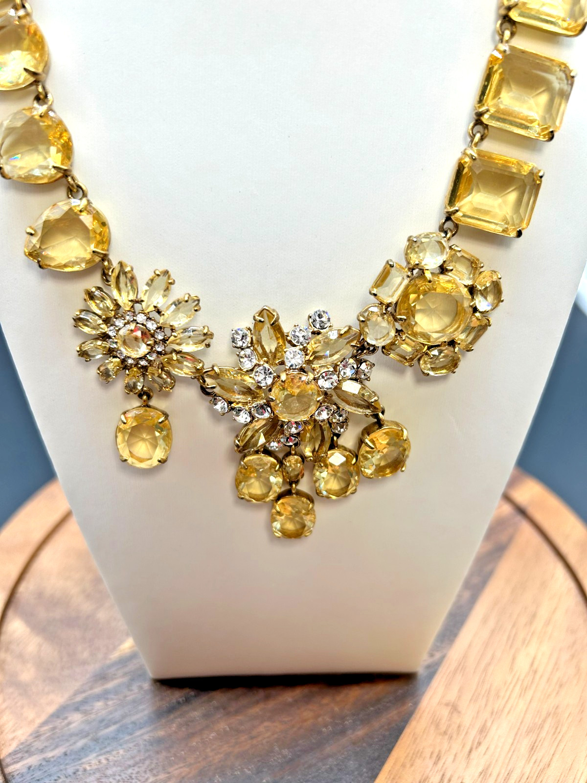 J Crew Yellow Citrine Crystal Rhinestone Cluster Bib Statement Necklace VTG NWOT